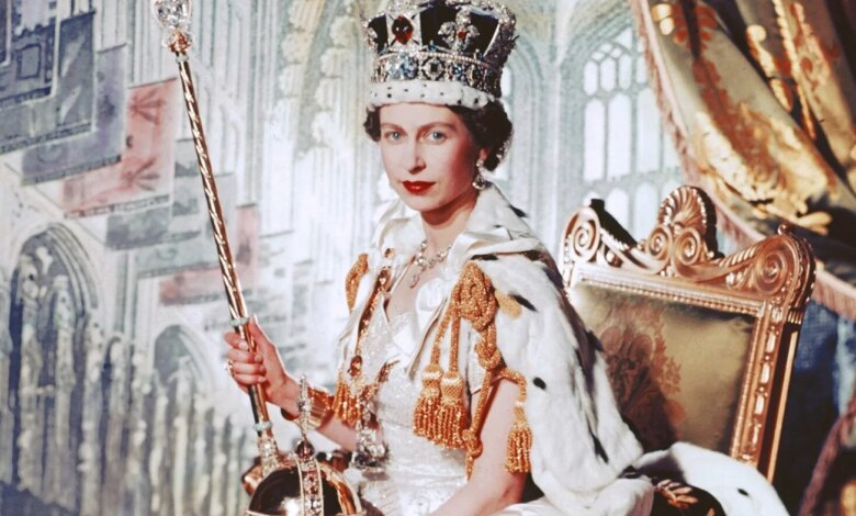 The Royal Brand in Crisis? Lessons For Us All -How to Build a Resilient Brand in Fast-Changing Times — Bolder&Louder The Royal Brand in Crisis? Lessons For Us All -How to Build a Resilient Brand in Fast-Changing Times — Bolder&Louder